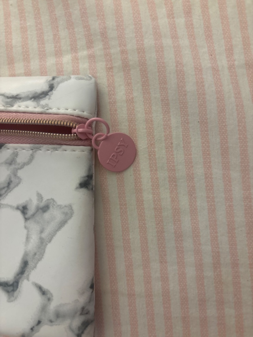 Cosmetic Pouch - Picture 4 of 4